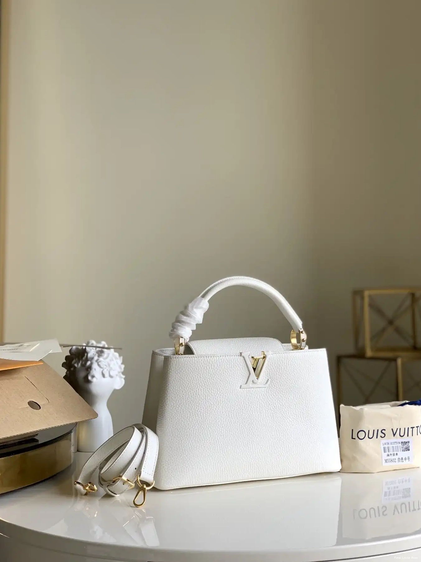 CAPUCINES VUITTON PM LOUIS 0531